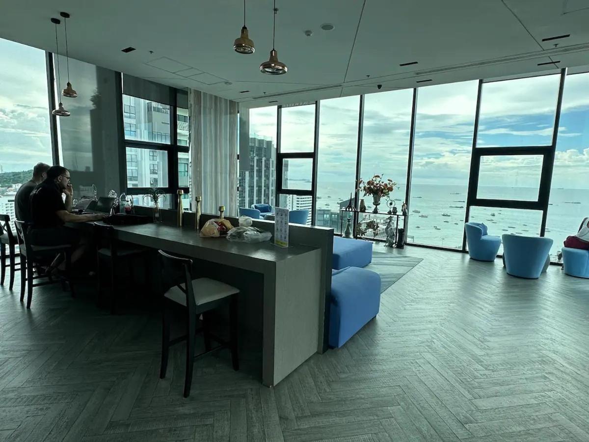 Central Pattaya - Sea View Large Balcony Condo With Infinity Pool Luaran gambar