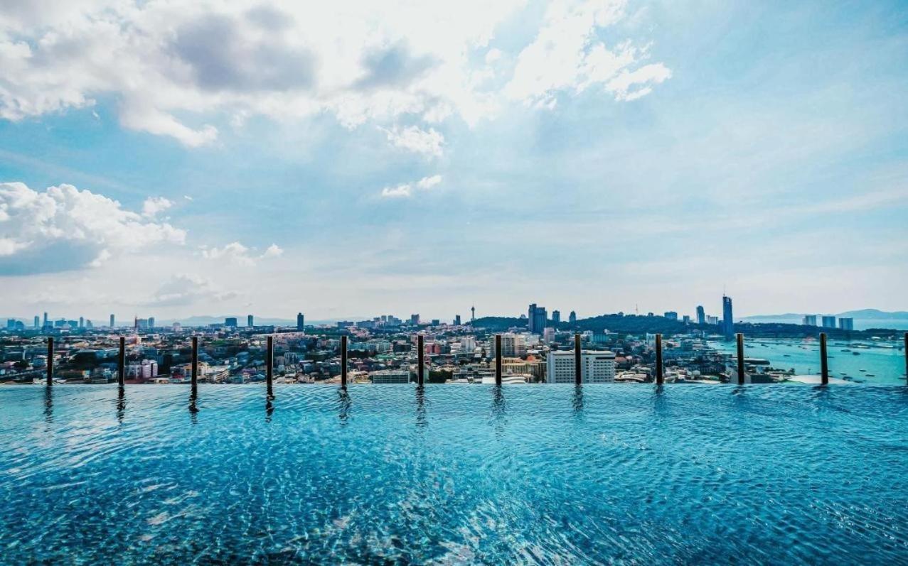 Central Pattaya - Sea View Large Balcony Condo With Infinity Pool Luaran gambar