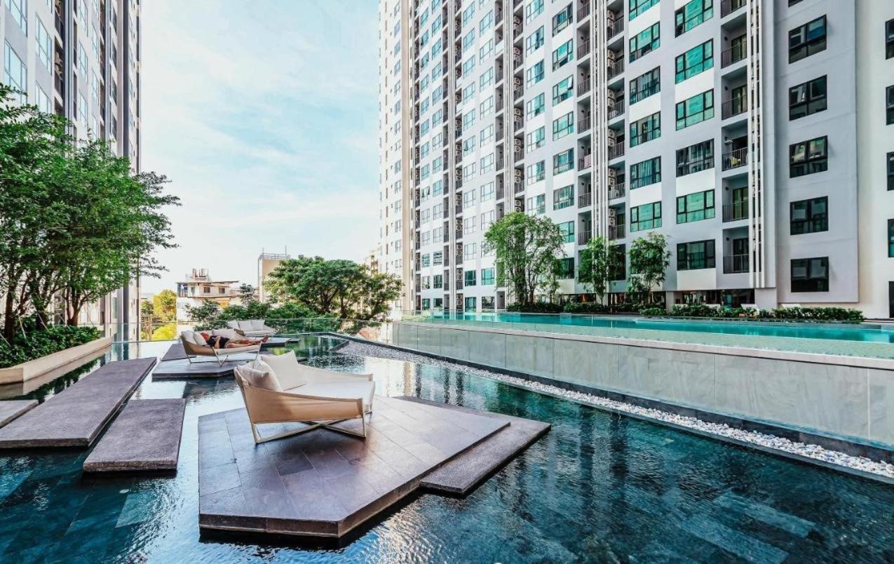 Central Pattaya - Sea View Large Balcony Condo With Infinity Pool Luaran gambar