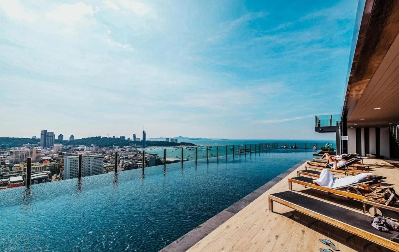 Central Pattaya - Sea View Large Balcony Condo With Infinity Pool Luaran gambar