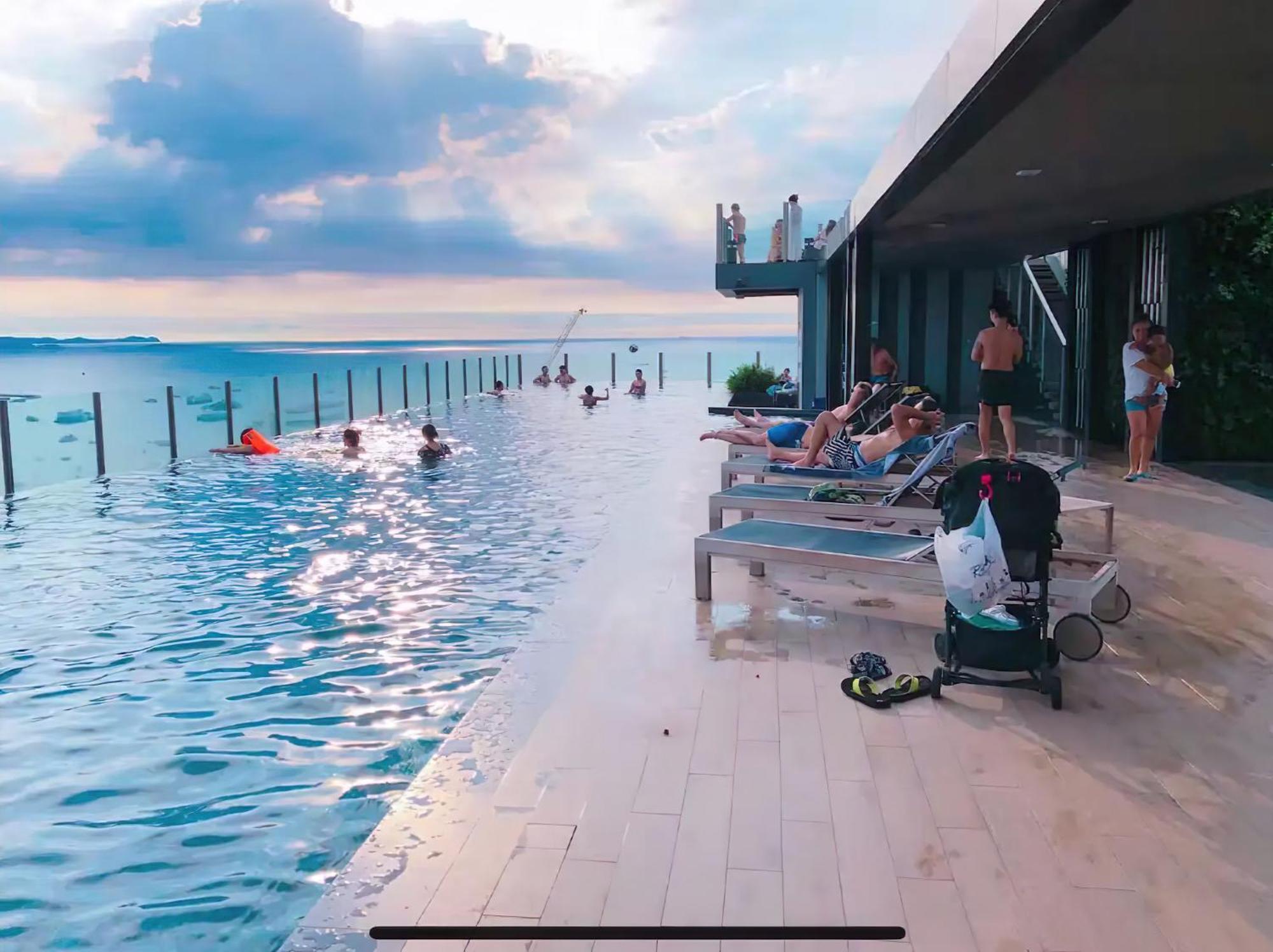 Central Pattaya - Sea View Large Balcony Condo With Infinity Pool Luaran gambar