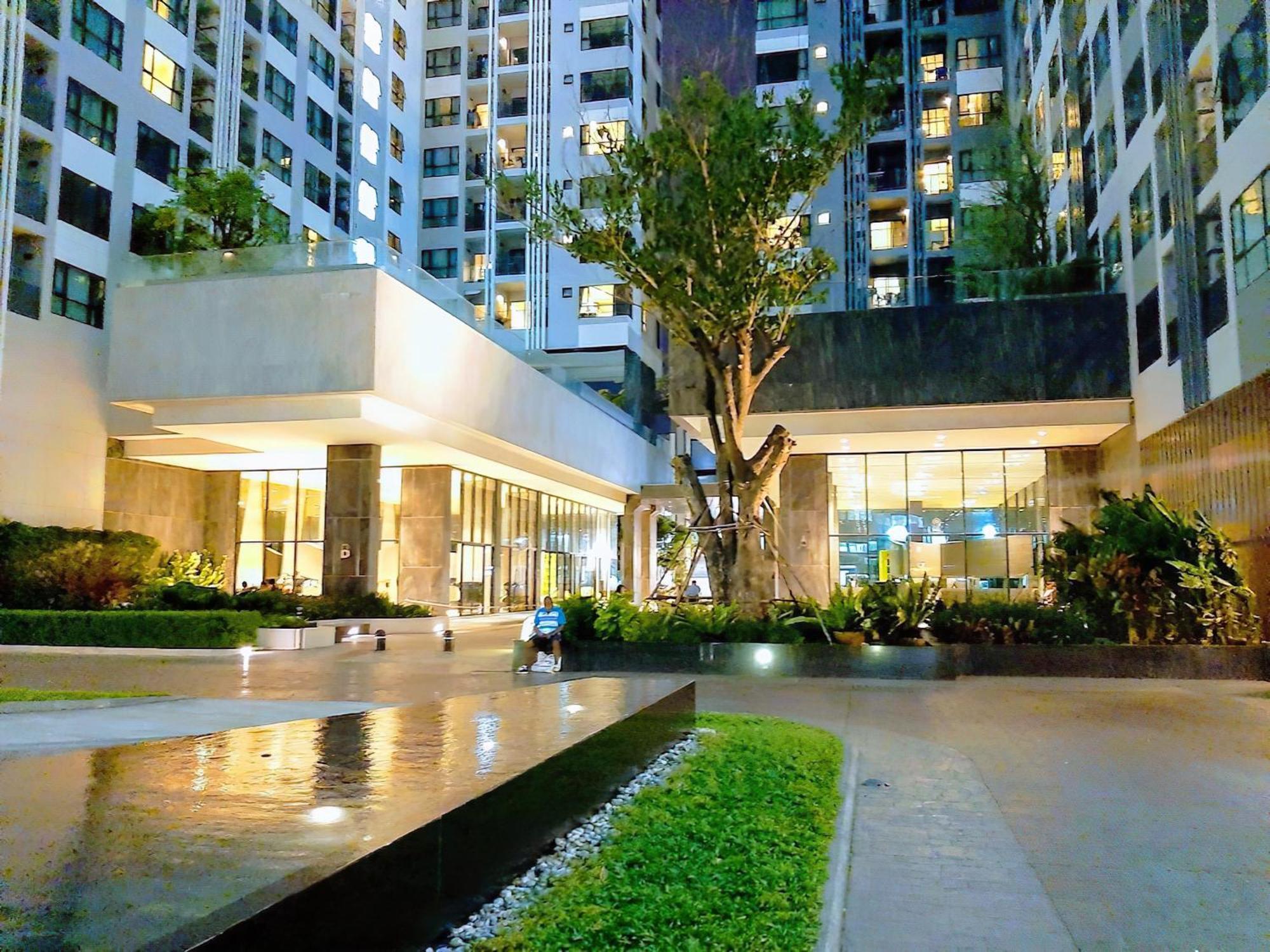 Central Pattaya - Sea View Large Balcony Condo With Infinity Pool Luaran gambar